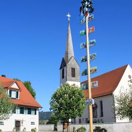 Wohlfuehlapartment Mit Charme Hergensweiler Exterior foto